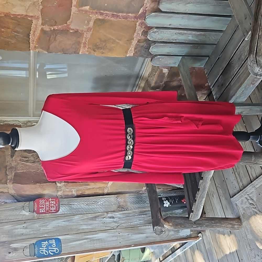 Daisy Fuentes little red dress